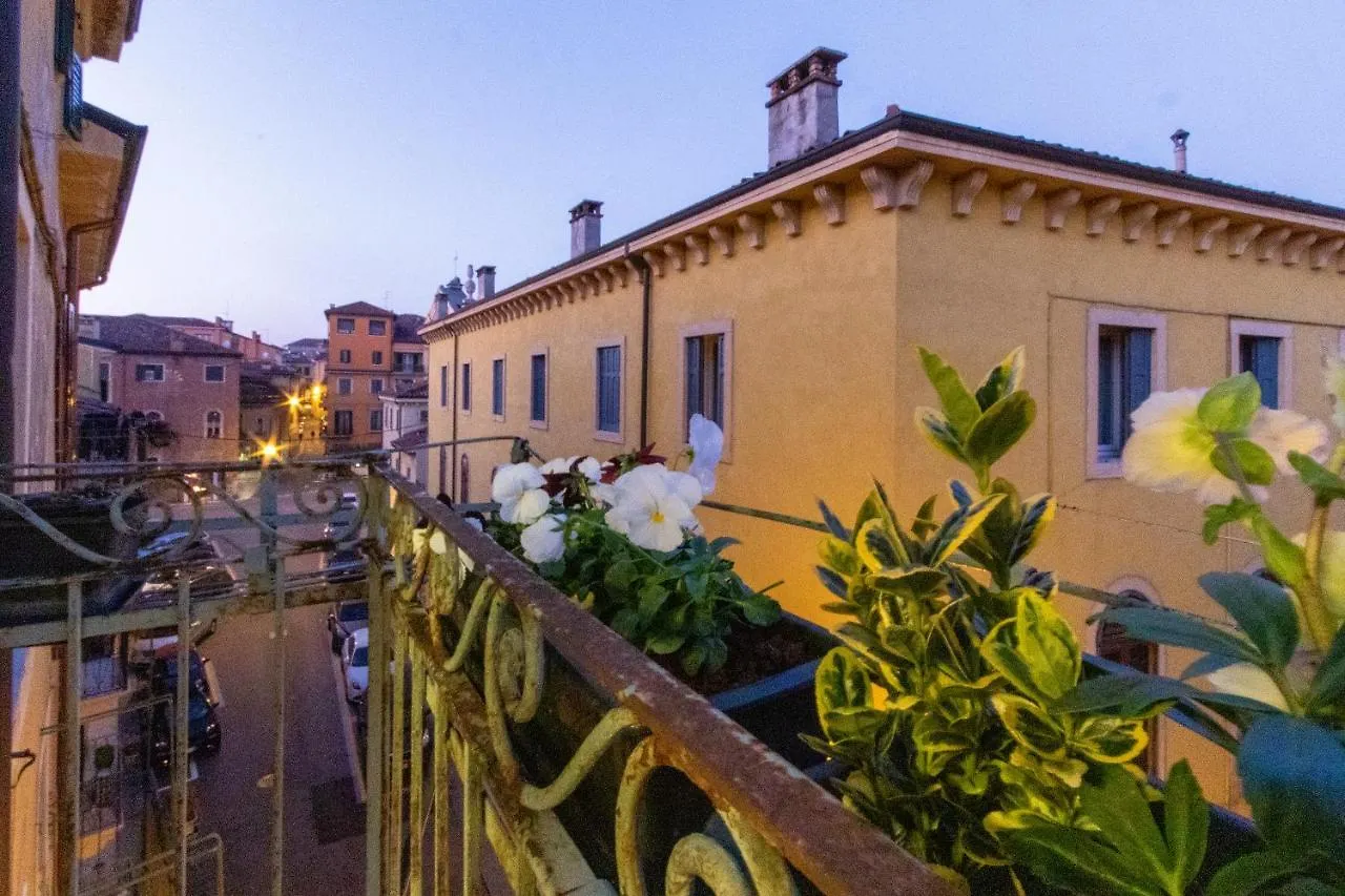Arela Apartment Verona Italy