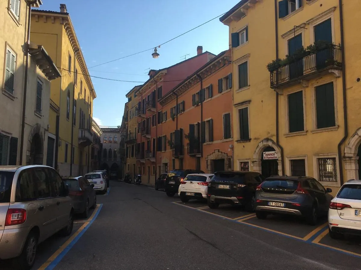 Arela Apartment Verona Italy